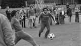 Rivelino em ação no treino da Seleção Brasileira na Copa do Mundo de 1974