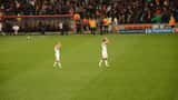 Michael Carrick no treino com o Manchester United, gesticulando na beira do campo