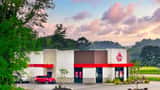 Restaurante Arby's en Estados Unidos, cadena de comida rápida conocida por sus cheesesteaks