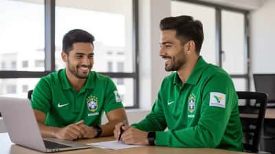Jogador de vôlei do Brasil analisa documentos financeiros com consultor especializado