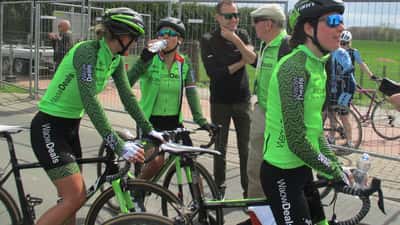 Amstel Gold Race 2026 : 15 000 cyclistes amateurs sur 33 ascensions — quand faut-il vraiment consulter un médecin du sport ?