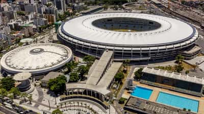 Vista panorâmica do Estádio do Maracanã, palco da decisão entre Flamengo e Cruzeiro pela Copa Libertadores 2026