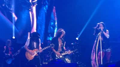 Aerosmith en concert en 2015, lors d'une de leurs dernières tournées mondiales