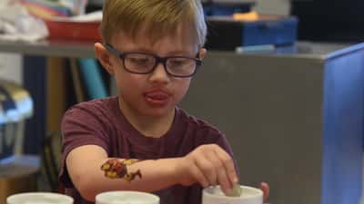 School children learning to save money UK 2026