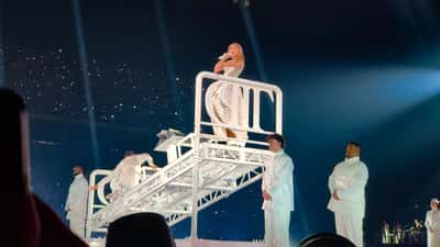 Taylor Swift bei der Eras Tour auf der Bühne