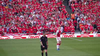 Per Mertesacker bei der Merci-Arsène-Abschiedsfeier im Emirates Stadium London 2018