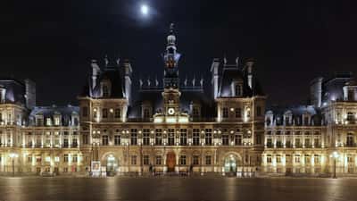 Campement devant la Mairie de Paris : ce que le droit au logement permet vraiment