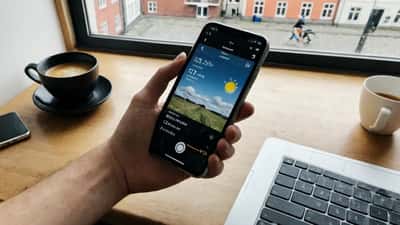 Yr-appen og dine data: hvad indsamler den populære vejr-app om dig?