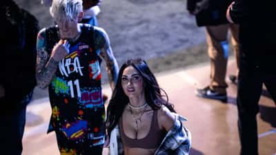 Megan Fox lors d'un événement public, ambassadrice Dr. Squatch 2026