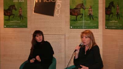 Mathilde Seigner dans 'Au cœur de nos terres' : que faire quand votre exploitation agricole est menacée de faillite ?