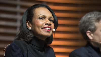 Condoleezza Rice lors d'un événement à l'Université Stanford, évoquant le 25e anniversaire du 11 septembre