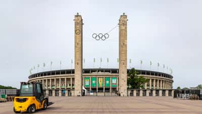 Stade Olympique de Berlin, enceinte de la finale de la DFB-Pokal, symbole du football de coupe allemand
