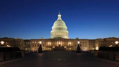 Det amerikanske Kapitol i Washington D.C. ved solnedgang, sæde for Senatet der afgør USA's handelspolitik mod Danmark