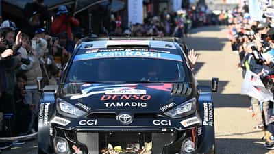 Takamoto Katsuta Toyota GR Yaris ralliauto kilpailussa 2025