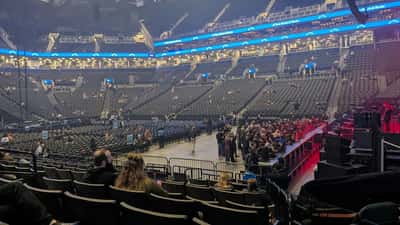 Barclays Center auditorium i Brooklyn inför konsert