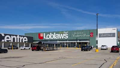 Magasin Loblaws Dundas West Toronto, avril 2026
