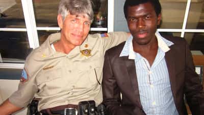 Eric Roberts Denies Julia Roberts Feud: What a Lawyer Says About Protecting Your Reputation from False Family Rumors