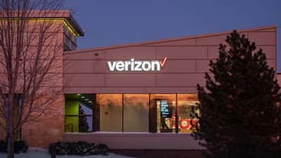 Verizon wireless retail store interior