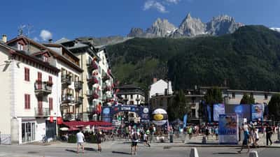 Coureurs de l'UTMB au départ de Chamonix, ultra-trail du Mont-Blanc 2019