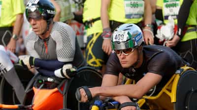 Marathon de Paris 2026 : les blessures du coureur amateur à ne pas ignorer