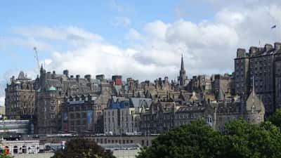 Edinburgh Central Goes Green: Lorna Slater Wins Holyrood 2026, What This Means for Your Home