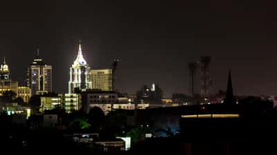 Skyline de Bengaluru, capitale technologique de l'Inde, abritant 31 centres de données majeurs