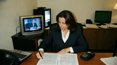 Grande Fratello VIP 2026: cosa dice la legge sui contratti e i diritti dei concorrenti eliminati