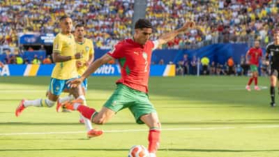 Achraf Hakimi em ação pelo Marrocos contra o Brasil na Copa do Mundo 2026