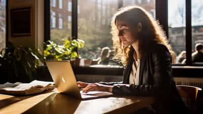 Minder vacatures, meer werklozen: waarom bijscholing nu uw beste investering is