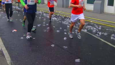 Wien Marathon 2026: Was Läufer nach dem Rennen über Sportverletzungen wissen sollten