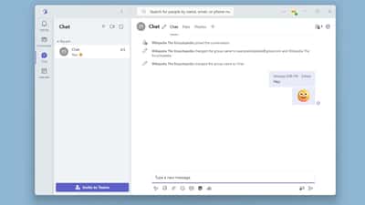 Skjermbilde av Microsoft Teams grensesnitt med chat og møtefunksjoner