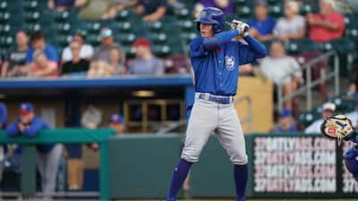 Pete Crow-Armstrong jugador de los Chicago Cubs en el campo de béisbol