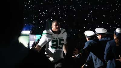 Quinnen Williams in action for the New York Jets during a 2023 NFL game