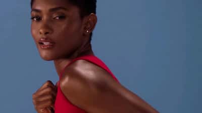 Erika Januza em evento em 2020 — irresponsabilidade emocional e saúde mental nos relacionamentos