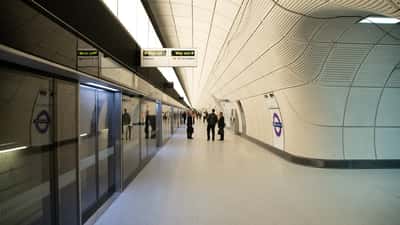 The Crossrail platform at Farringdon station on the Elizabeth line, London