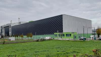 Outlook Goes Dark Again: Why IT Experts Say Canadian Businesses Must Stop Relying on a Single Email Provider