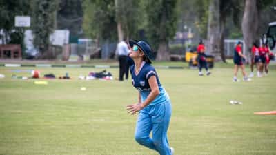 Joueuses de cricket en échauffement lors de la Coupe du Monde ICC T20 Féminin 2026