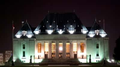 Finale de Matlock saison 2 : ce que les vrais avocats canadiens pensent des séries juridiques américaines