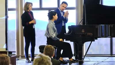 En direct de l'univers saison 16 : peut-on apprendre la musique à tout âge ?