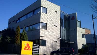 Siège social de Sika AG, groupe chimique suisse coté en bourse