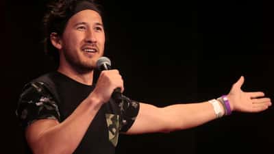 Markiplier, director y protagonista de Iron Lung, en evento público de cine independiente