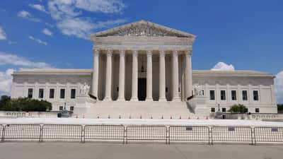 La Cour Suprême des États-Unis à Washington D.C., symbole des décisions du shadow docket