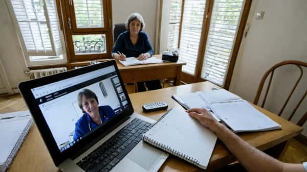Canicule : quand consulter un médecin ? (questions-réponses)