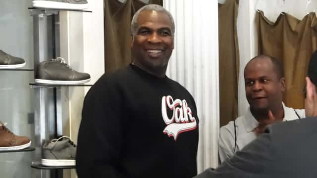 Charles Oakley, exjugador de los Knicks, en aparición pública en Nueva York