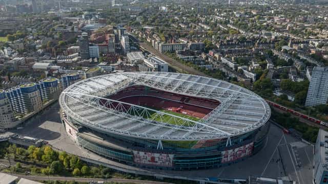 Arsenalin Emirates Stadium Lontoossa, jalkapallo-ottelu 2026, suoratoisto