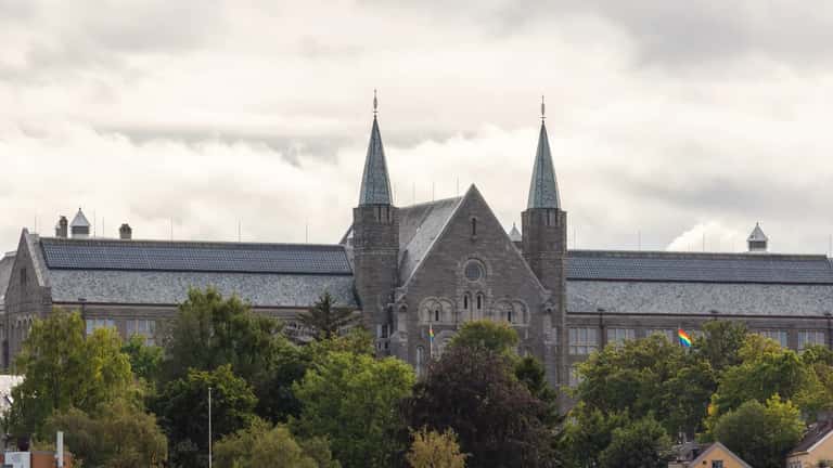 NTNUs hovedbygning i Trondheim, ett av universitetene rammet av Canvas-dataangrepet i mai 2026