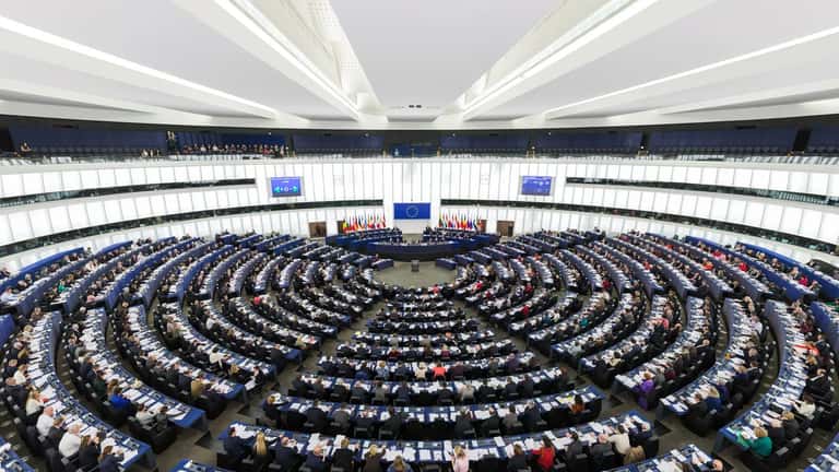 Hémicycle du Parlement européen à Strasbourg, siège des 720 eurodéputés
