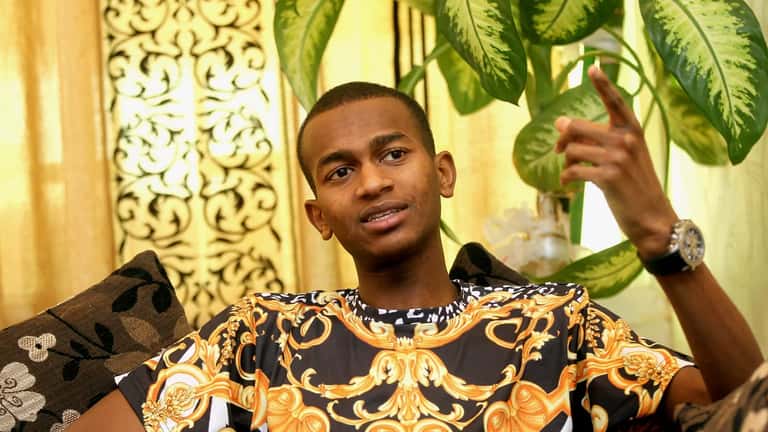 Mutaz Barshim hoppar höjdhopp vid Diamond League-tävling i Doha