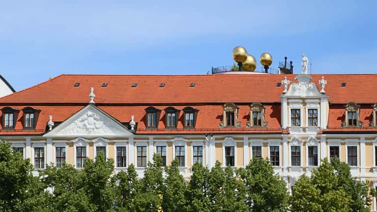 Landtag Sachsen-Anhalt in Magdeburg, Sitz des neuen Ministerpräsidenten Sven Schulze