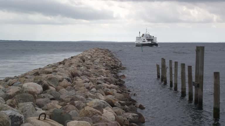 Færgen Rørvig-Hundested på Isefjorden i Nordsjælland, Danmark